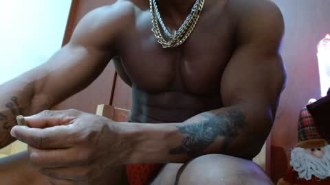 Enjoy the best muscle straws   online show from 2, 2, 2025
