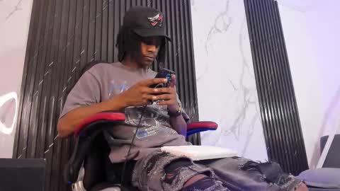 Bryxon  online show from 22, 9, 2025