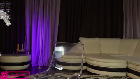 Bubble  gum  online show from 7, 2, 2025