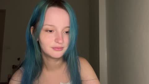 bubble_b00 online show from 8, 1, 2025