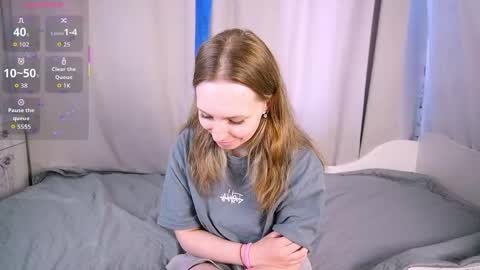 Snapshot of bubblebbb chatting on 4, 5, 2026 Sabrina online show from 4, 5, 2026