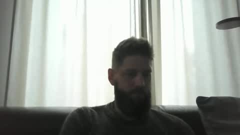 bubblebee1982 online show from 14, 12, 2024