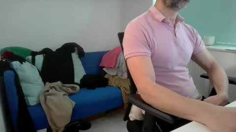 Snapshot of bubblebumdave chatting on 4, 2, 2026 Bubblebum online show from 4, 2, 2026