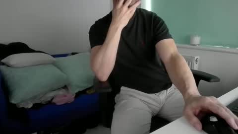 Snapshot of bubblebumdave chatting on 26, 3, 2026 Bubblebum online show from 26, 3, 2026