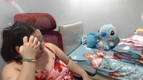 Snapshot of bubblebuttpinay chatting on 6, 5, 2026 Sunshine online show from 6, 5, 2026