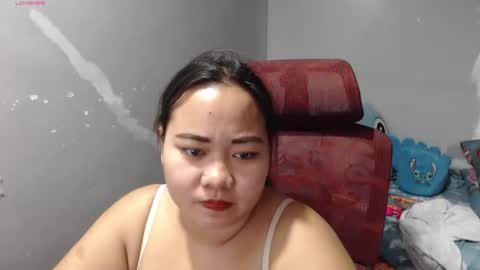 Snapshot of bubblebuttpinay chatting on 7, 5, 2026 Sunshine online show from 7, 5, 2026