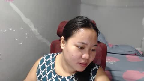 Snapshot of bubblebuttpinay chatting on 17, 5, 2026 Sunshine online show from 17, 5, 2026
