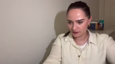 Snapshot of bubblegumfairy_ chatting on 20, 6, 2026 Anna online show from 20, 6, 2026