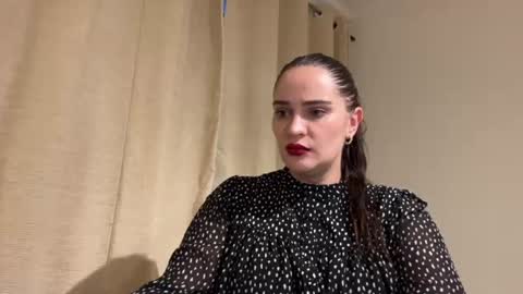 Snapshot of bubblegumfairy_ chatting on 28, 7, 2026 Anna online show from 28, 7, 2026