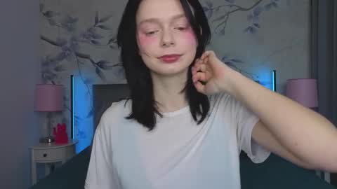 Leona online show from 7, 2, 2026