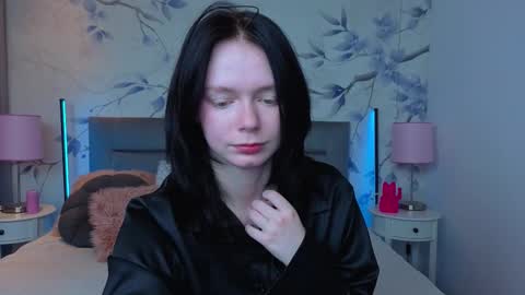 Leona online show from 8, 3, 2026