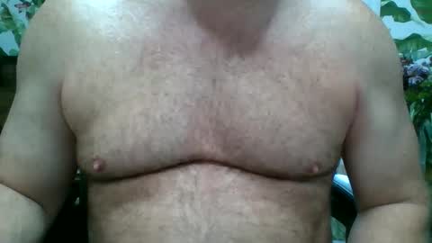Snapshot of budlgt12 chatting on 19, 5, 2026 I love when others make me jack off for them online show from 19, 5, 2026