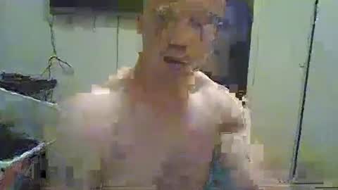buffgymjunkie27 online show from 1, 6, 2026