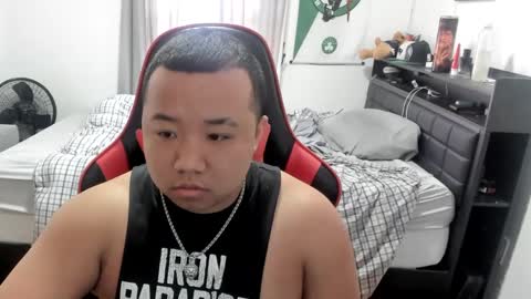 Snapshot of buffsexyman24 chatting on 21, 2, 2025 buffsexyman24 online show from 21, 2, 2025