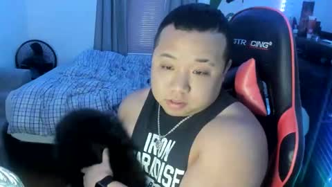 Snapshot of buffsexyman24 chatting on 2, 3, 2025 buffsexyman24 online show from 2, 3, 2025