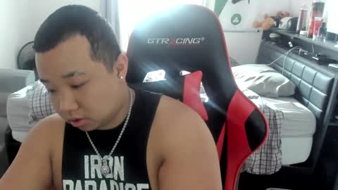 Snapshot of buffsexyman24 chatting on 6, 3, 2025 buffsexyman24 online show from 6, 3, 2025