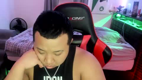 Snapshot of buffsexyman24 chatting on 10, 3, 2025 buffsexyman24 online show from 10, 3, 2025