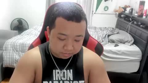 Snapshot of buffsexyman24 chatting on 12, 3, 2025 buffsexyman24 online show from 12, 3, 2025