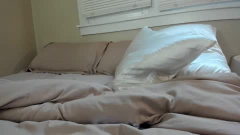 Buffy online show from 1, 2, 2025