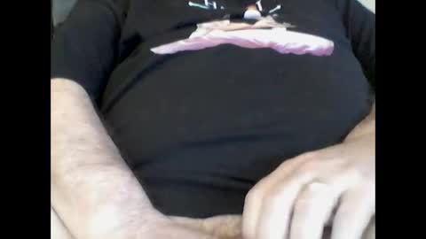 Snapshot of buggalugs1963 chatting on 23, 11, 2025 Bugs online show from 23, 11, 2025