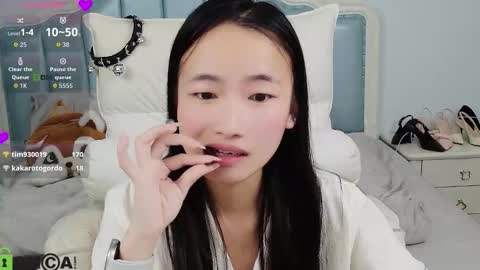 Sandy----xx online show from 5, 12, 2025