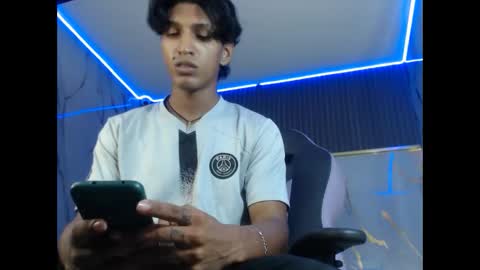 bull_cam online show from 16, 9, 2025