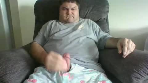 bulldoggie4669 online show from 5, 12, 2025