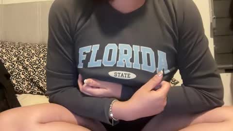 Snapshot of bunny_bigass1990 chatting on 13, 9, 2025 Big Ass Bunny online show from 13, 9, 2025