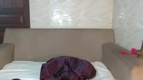 Bunny Bliss online show from 27, 10, 2025