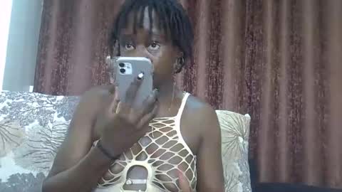 Snapshot of bunny_blushh chatting on 3, 4, 2026 Bunny online show from 3, 4, 2026