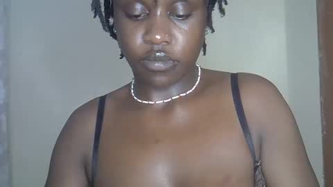 Snapshot of bunny_blushh chatting on 7, 4, 2026 Bunny online show from 7, 4, 2026