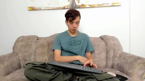 Snapshot of bunny_maxxi chatting on 18, 11, 2025 bunny online show from 18, 11, 2025