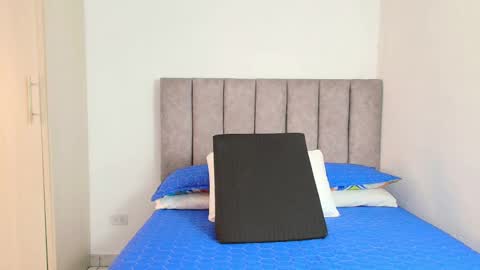 Snapshot of bunny_swtt chatting on 13, 1, 2025 Carolina online show from 13, 1, 2025