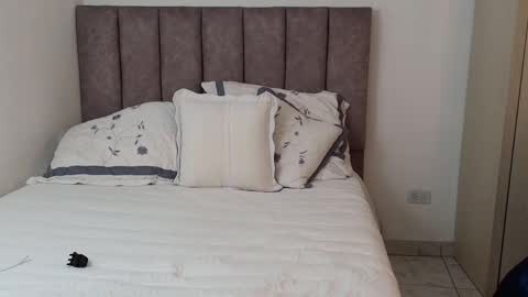 Snapshot of bunny_swtt chatting on 17, 2, 2025 Carolina online show from 17, 2, 2025