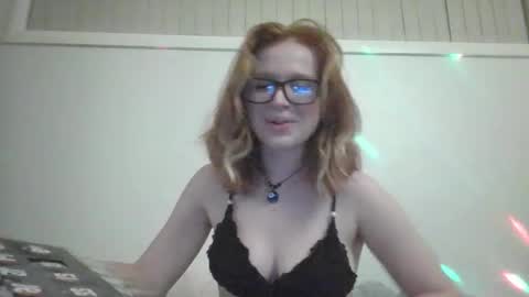 Snapshot of bunnybaby3333 chatting on 20, 12, 2024 bunny online show from 20, 12, 2024