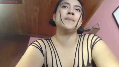 Snapshot of bunnyemilyr0s33 chatting on 15, 9, 2025 bunnyEmilyR0s33 online show from 15, 9, 2025