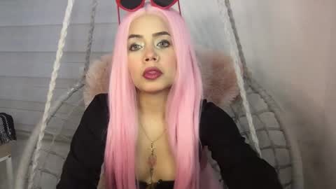 bunnylove_07 online show from 18, 1, 2026