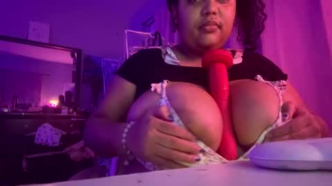 Snapshot of bunnyslittlecum chatting on 13, 11, 2025 Bunnygirl Onyx online show from 13, 11, 2025