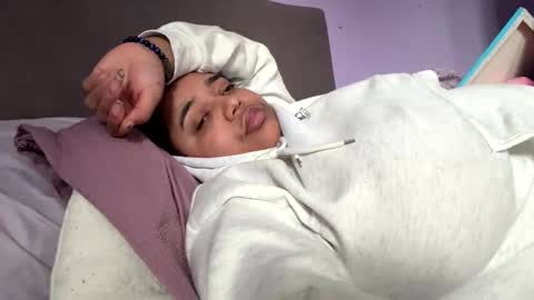 Snapshot of bunnyslittlecum chatting on 21, 11, 2025 Bunnygirl Onyx online show from 21, 11, 2025