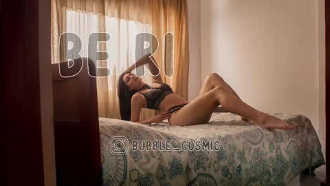 Im Val Welcome to my room My instagram Bubble cosmic online show from 6, 3, 2025