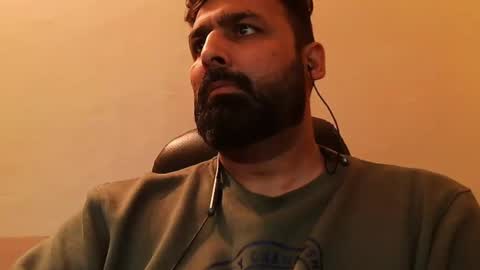 Hairy Arabian online show from 12, 1, 2025