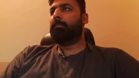 Hairy Arabian online show from 16, 1, 2025