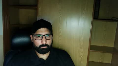 Hairy Arabian online show from 12, 9, 2025