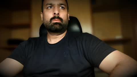 Hairy Arabian online show from 6, 10, 2025