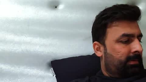 Hairy Arabian online show from 3, 12, 2025