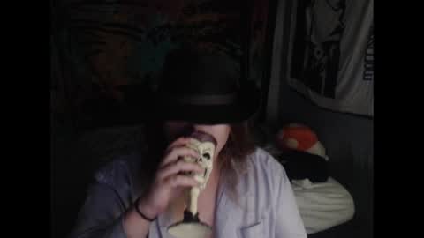 Snapshot of burningflute chatting on 21, 9, 2025 burningflute online show from 21, 9, 2025