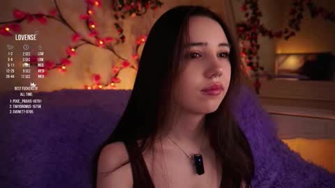 Snapshot of burnletitallburn chatting on 2, 12, 2025 Jessica online show from 2, 12, 2025