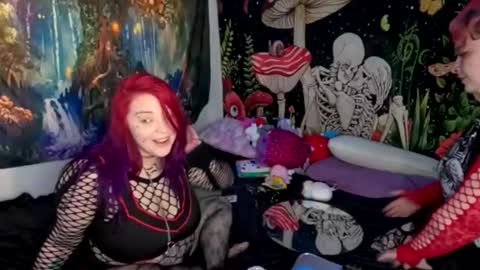 Snapshot of burnthemail chatting on 9, 6, 2026 lilly online show from 9, 6, 2026