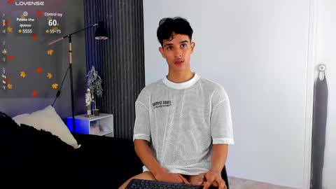 Snapshot of busterspinter chatting on 18, 12, 2024 Buster independent model online show from 18, 12, 2024