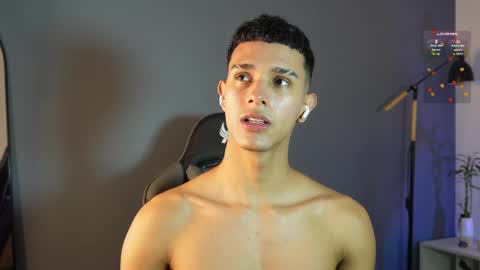 Snapshot of busterspinter chatting on 29, 4, 2026 Buster independent model online show from 29, 4, 2026